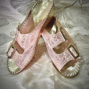 La Plume Jen Slip-on Leather Sandal (NWOT)